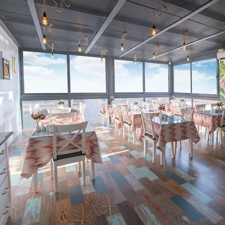 Ξενοδοχείο Miran 3*